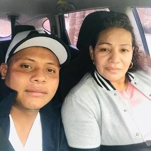 Meet your Posher, Dina